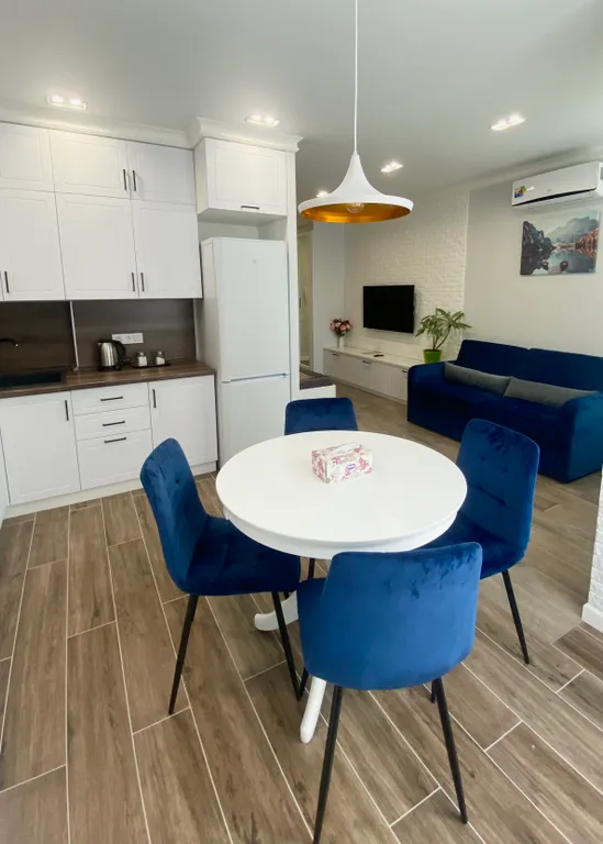 Malyshka tiny but classy