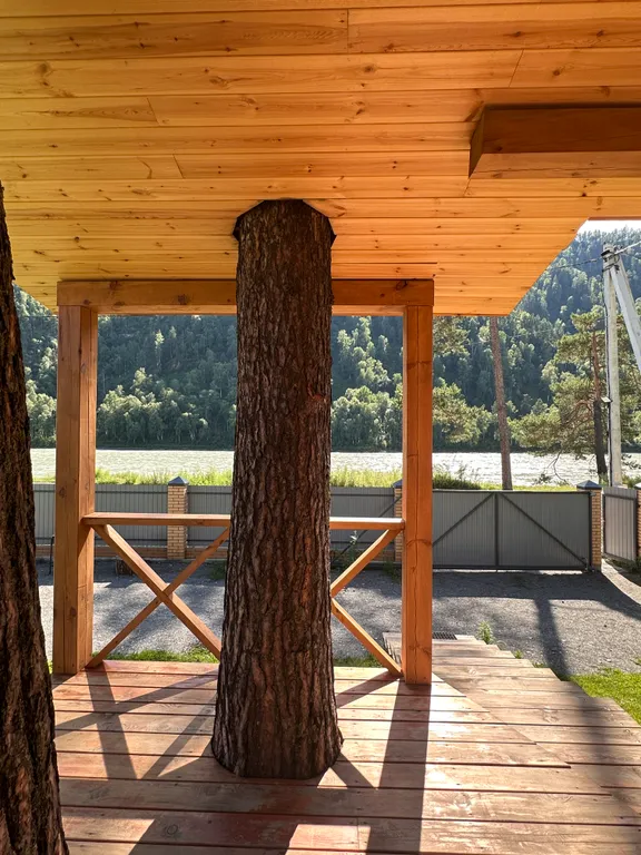 Новый круглогодичный 3-й коттедж на берегу Катуни