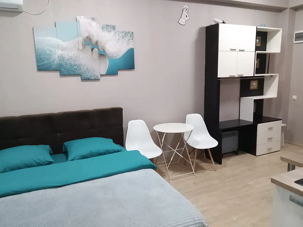 Уютная студия с балконом