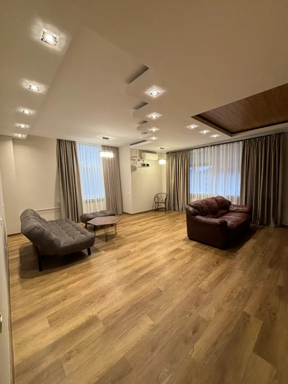 Просторная квартира в центре города — аренда посуточно в Выборг