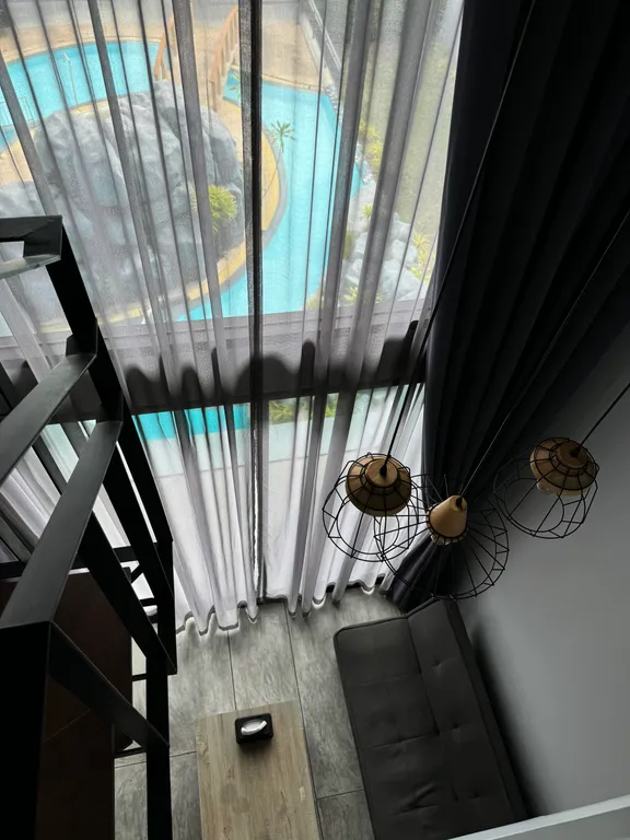 Двухуровневые апартаменты Utopia Loft