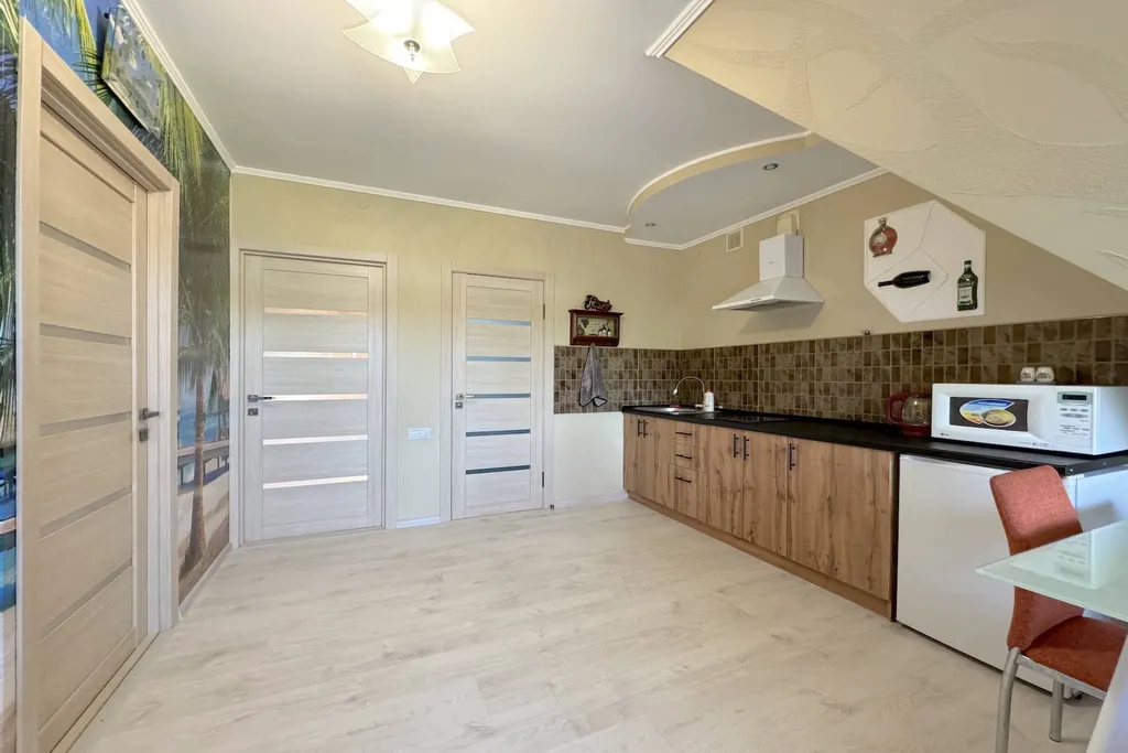 4-комнатный Дом