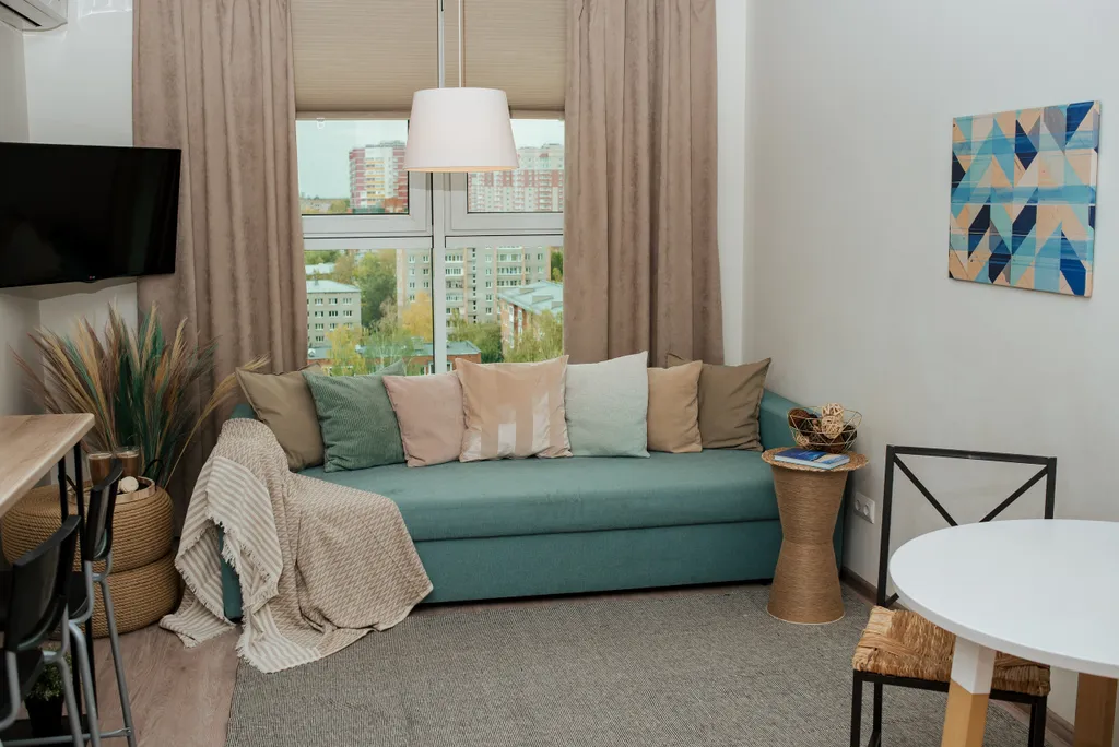 Шикарная квартира видом на пруд около зоопарка