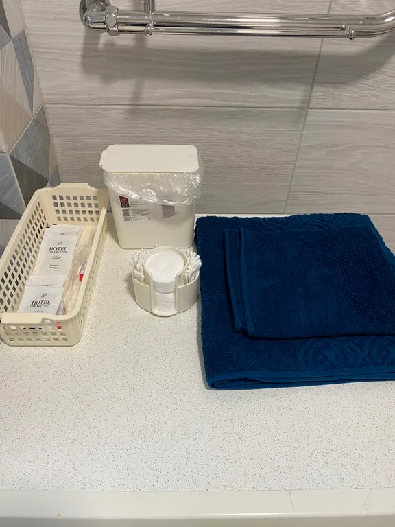 Если нужно на длительный срок бронируйте на сутки обменяемся контактам