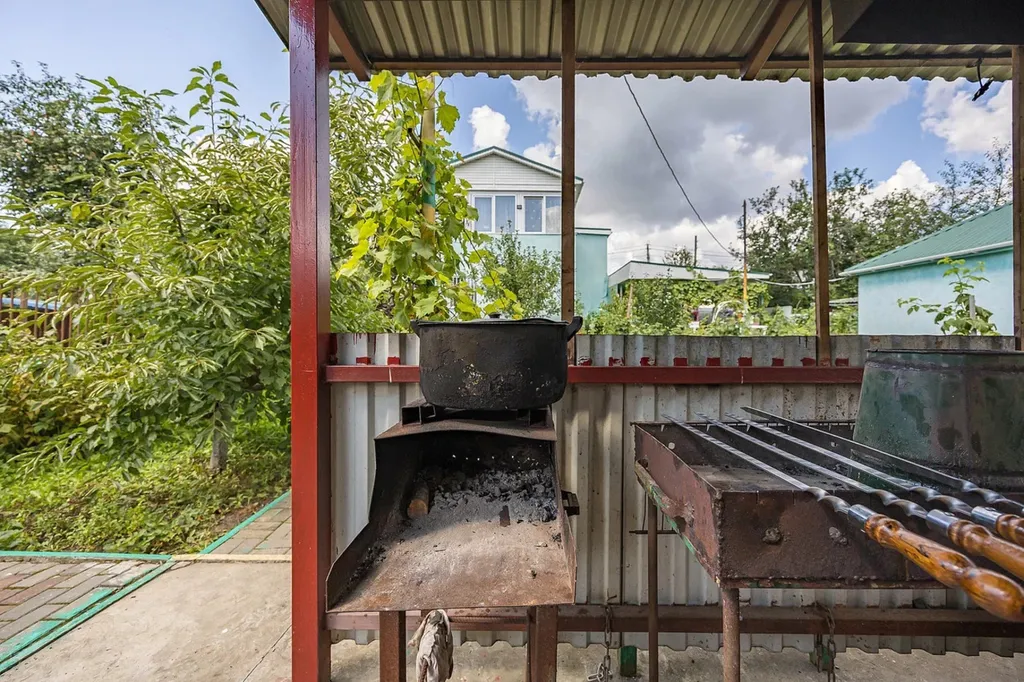 Дом в черте города