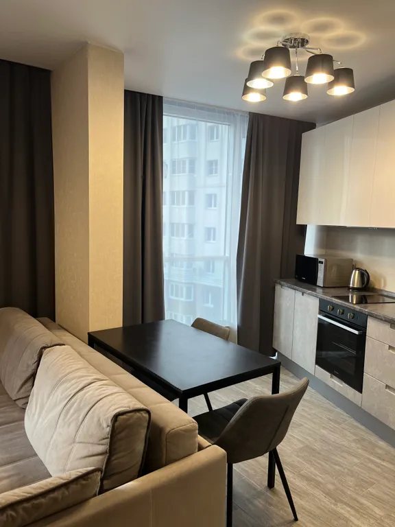 Прекрасная квартира-студия с кондиционером в ЖК Танеево Парк