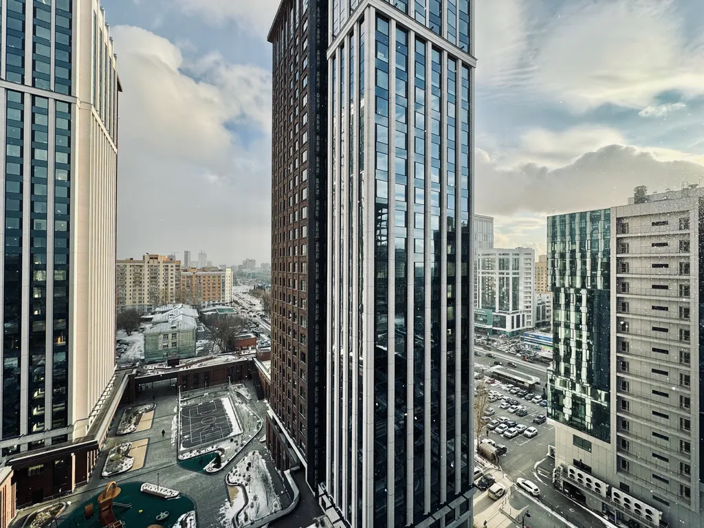 Изящная студия с шикарным видом на мегаполис