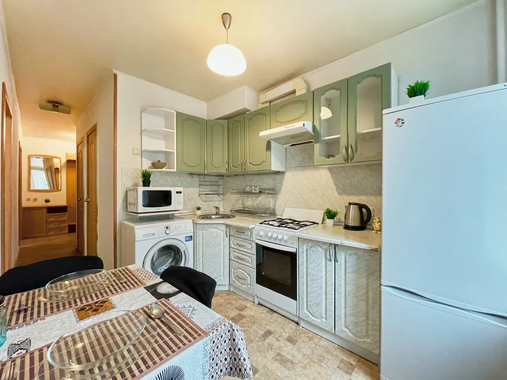 Просторная квартира с раздельными комнатами для 1-6 гостей