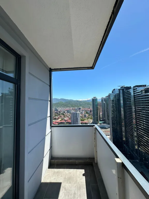 3-комнатная квартира 75 м вид на море