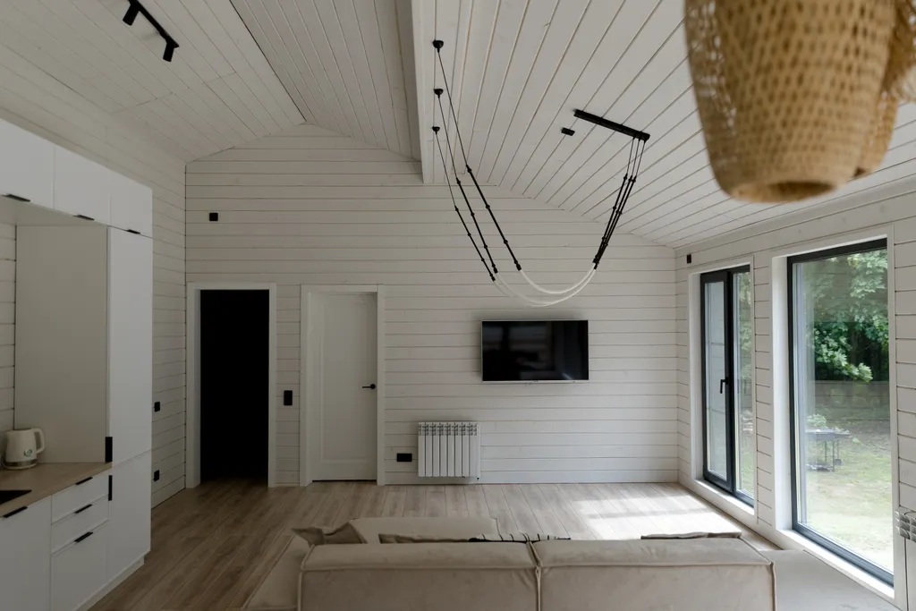 Современный дом в лесу