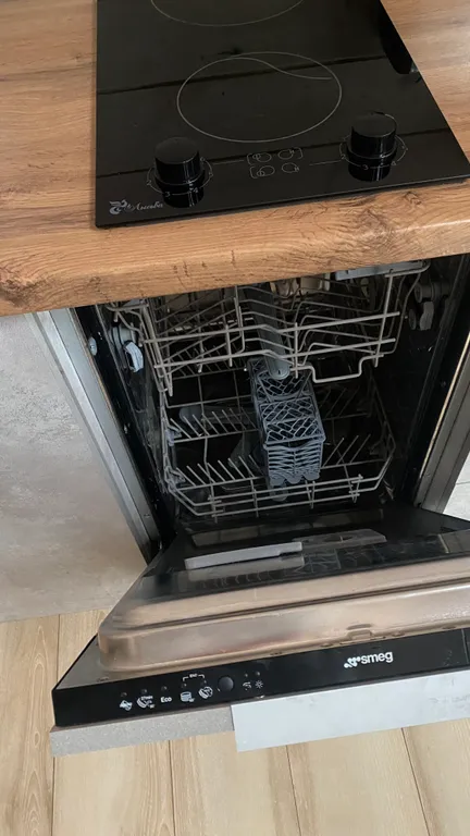 Дом с чаном среди соснового леса