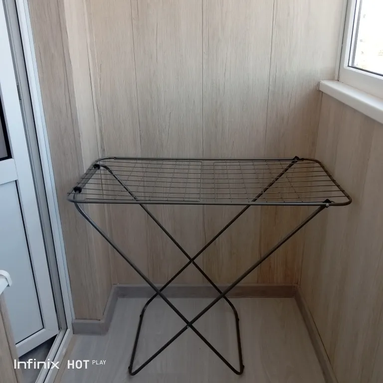 Студия с видом на горы и новороссийский порт