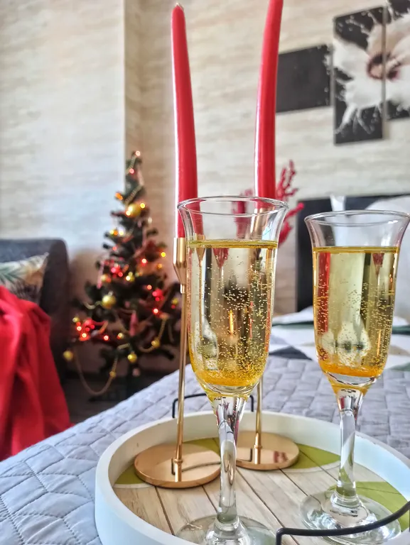 Видовая 1-комнатная квартира бизнес-класса в ЖК Клевер