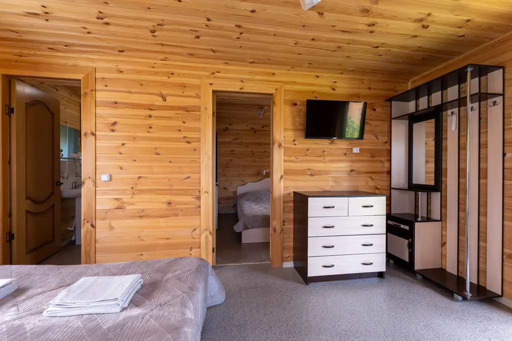 Двухкомнатный коттедж с видом на горы