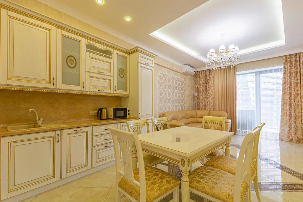 Апартамент с видом на  Курортный проспект