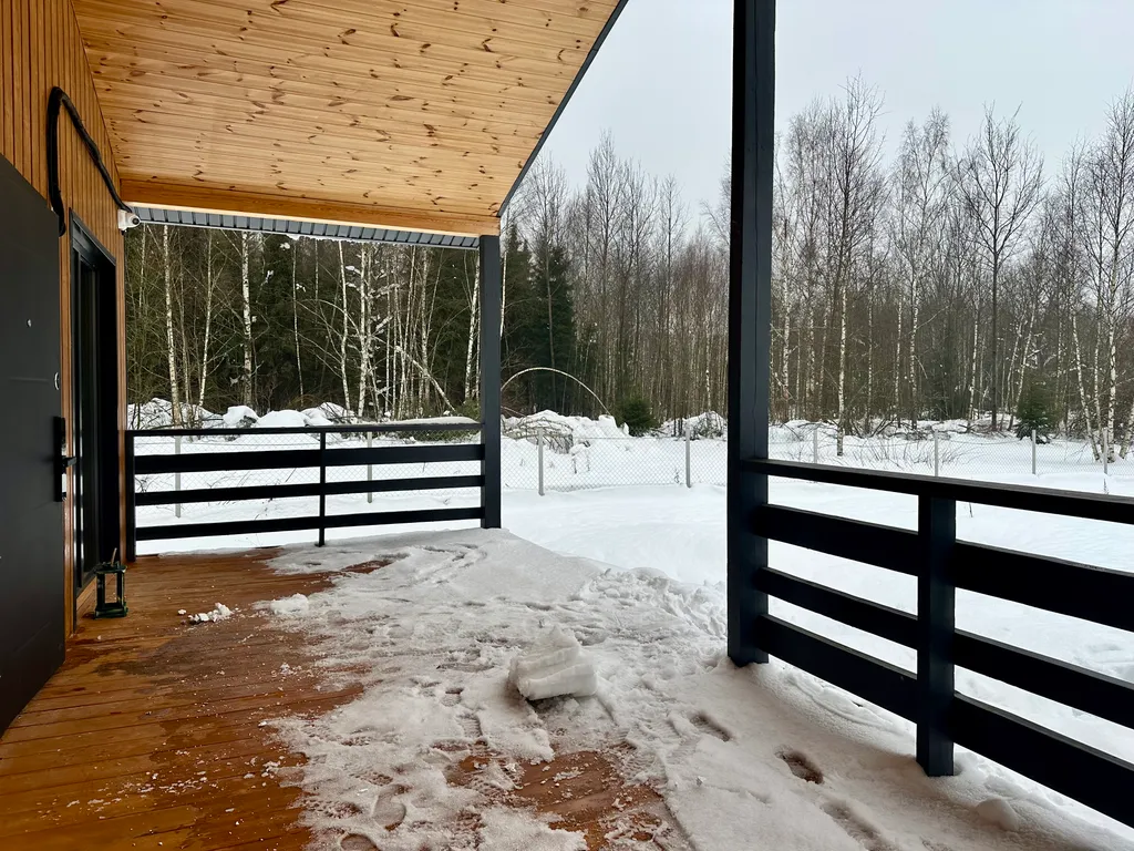 Домик в деревне На Бали Бывали с видом на лес
