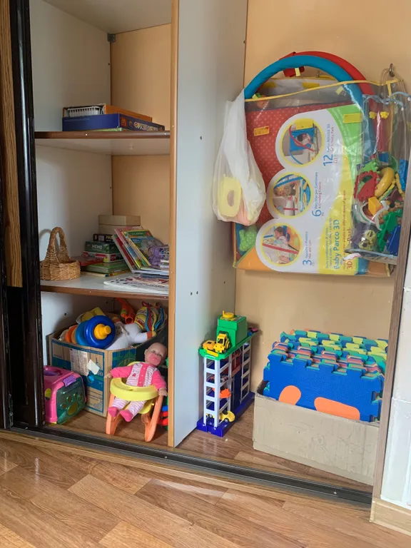 Уютный домик у озера