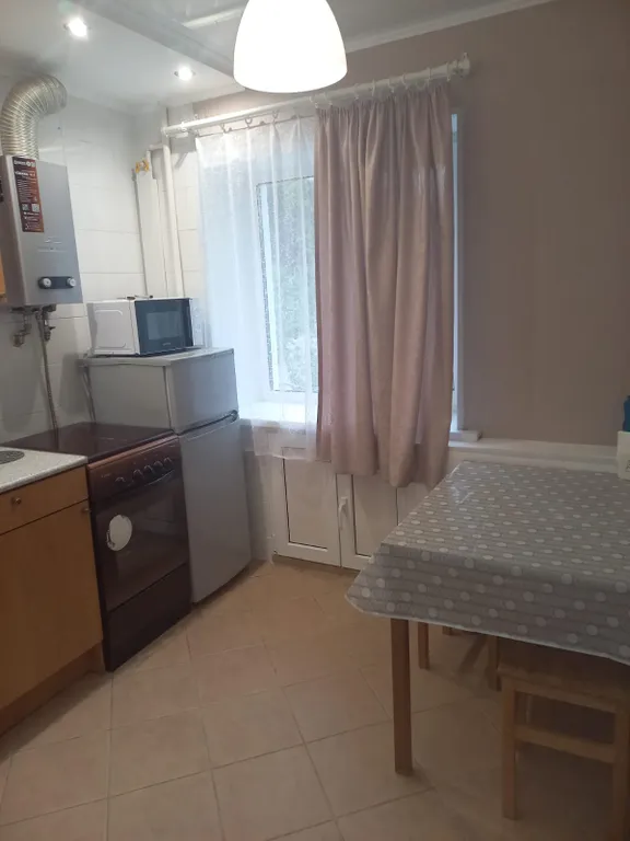 1 комнатная квартира 31м, 2 кровати, рядом с МНТК