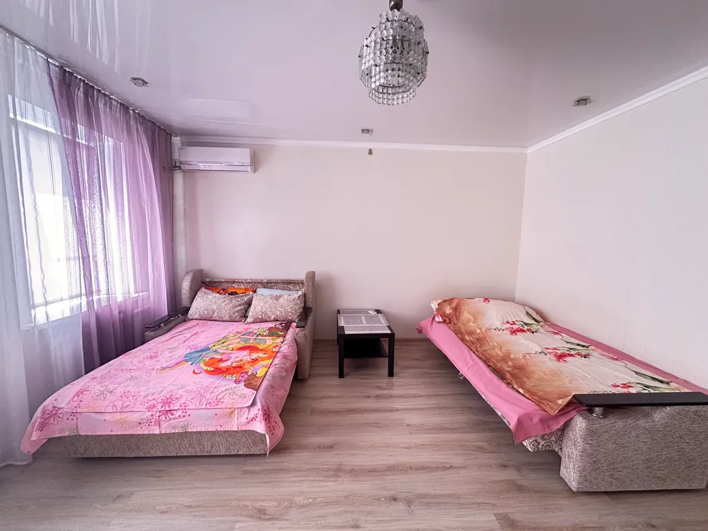 Квартира Чистая уютная квартира для отдыха — Ейск