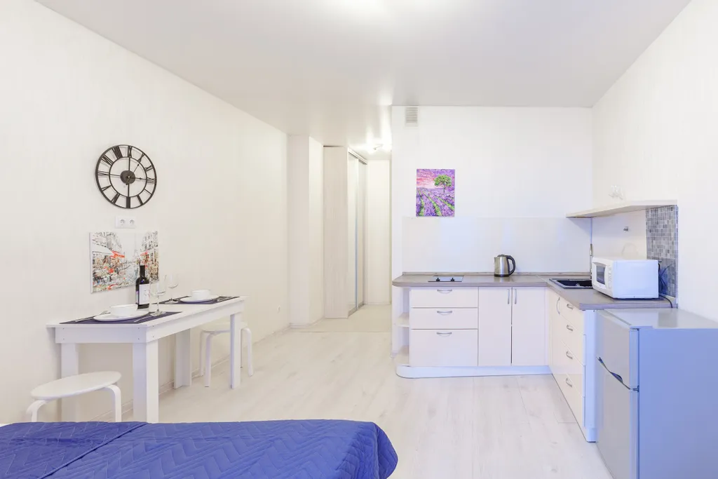 Студия с видом на Волгу