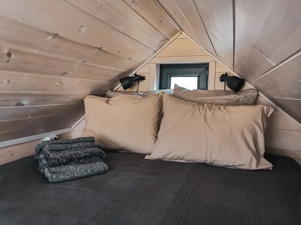 Коттедж Коттедж Барнхаус Лесная студия — Тованово