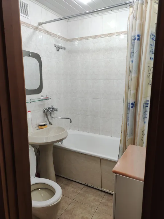 2х комнатная квартира на 6 человек рядом с центром