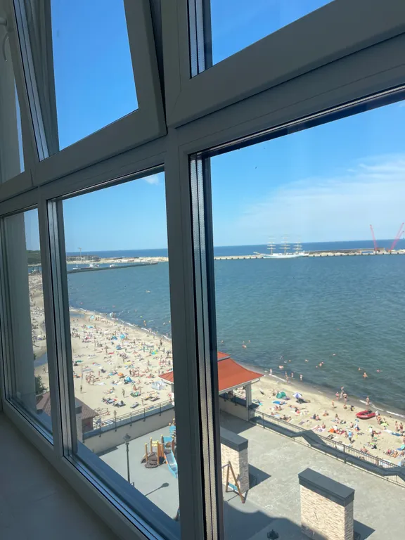 2-х комнатный апартамент с прямым видом на море