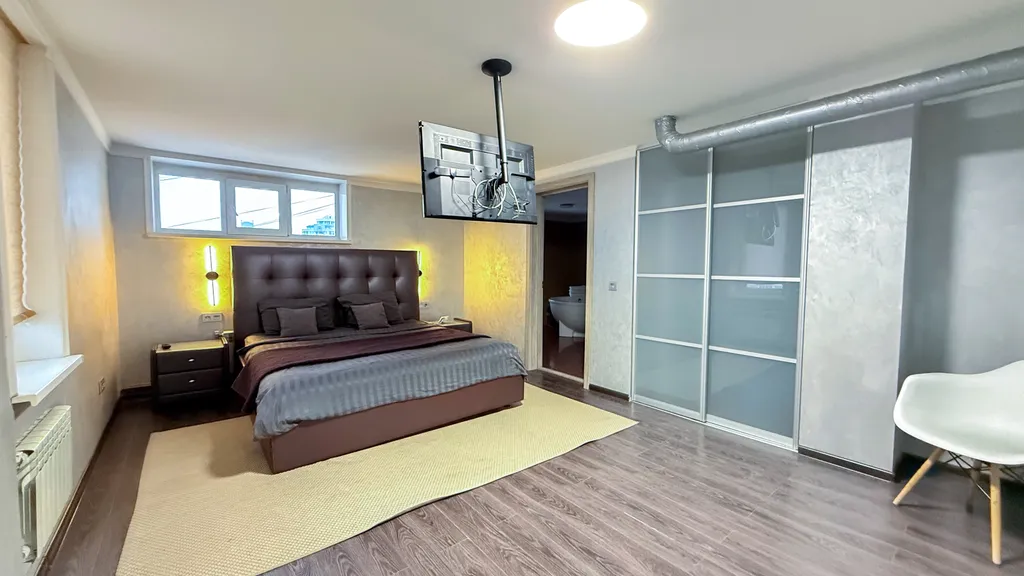 Квартира Апартаменты лофт с джакузи — Екатеринбург