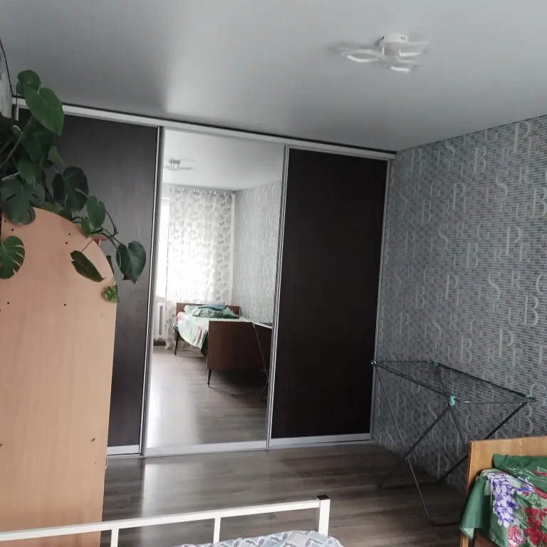 Квартира 2-комнатная Квартира — Артёмовский