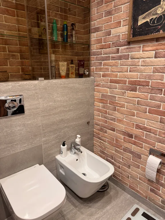 Апартаменты с одной из лучших локаций в Адлере