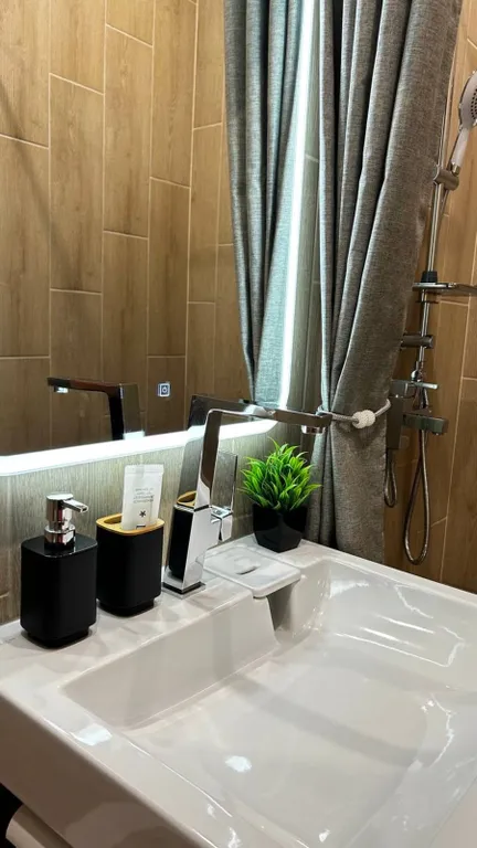 J&N Apartments Однокомнатные апартаменты в дизайнерском стиле