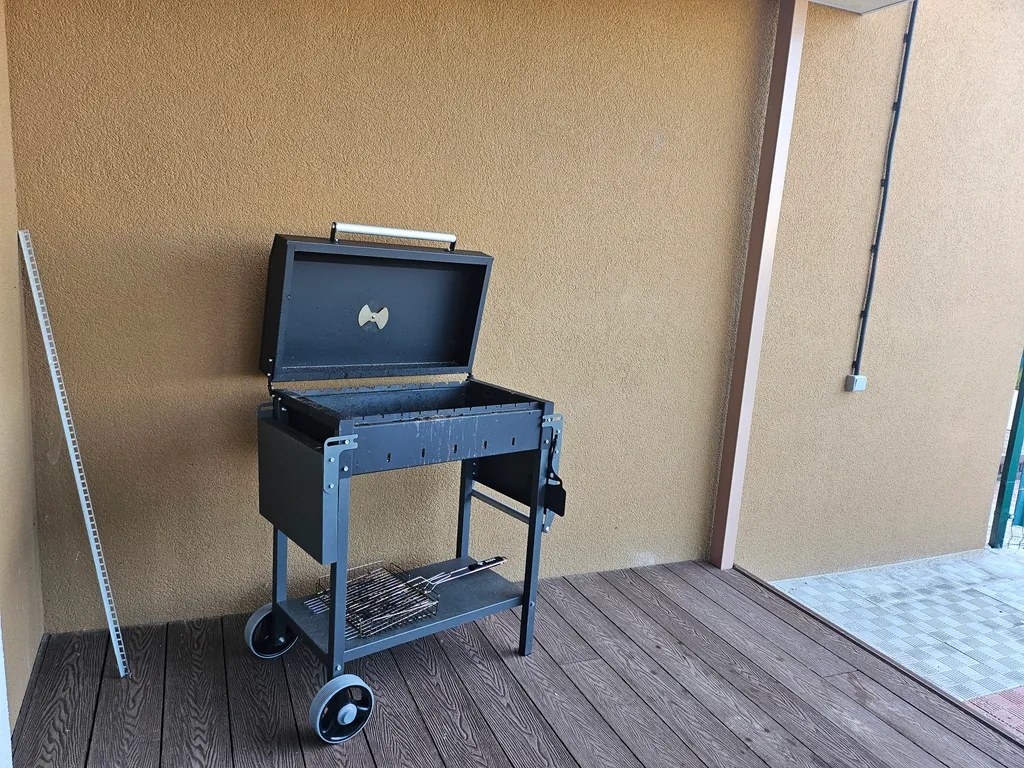 Домик у моря