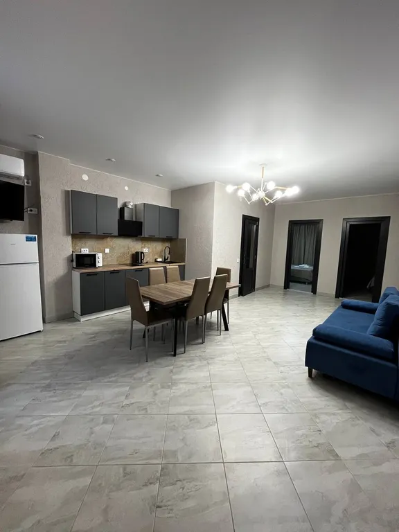 3-комнатные апартаменты с кухней на море