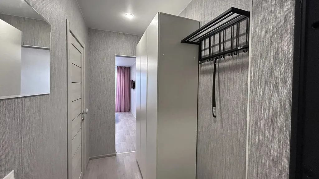 Студия рядом с аэропортом, заселение дистанционное. Отчётные документы