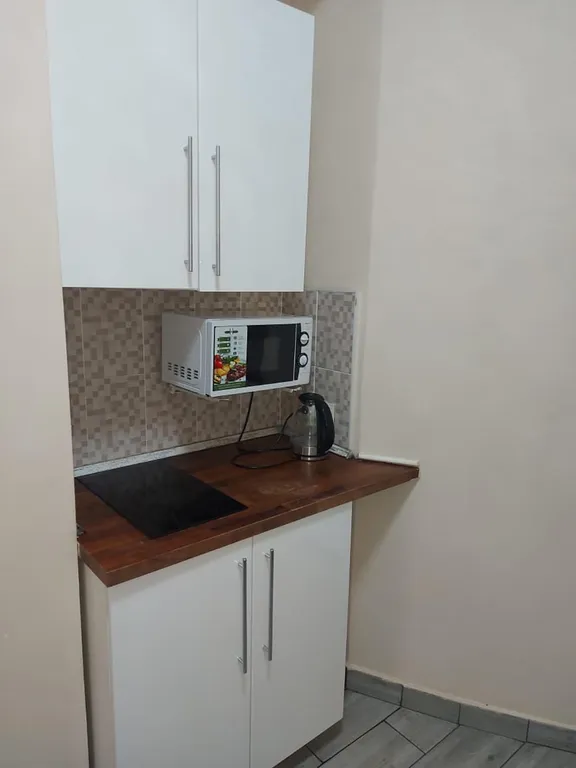 Белоснежная веранда и усадьба