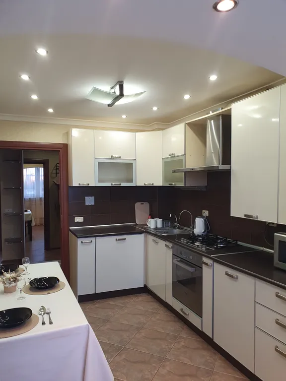 Уютная квартира на Академика Королева