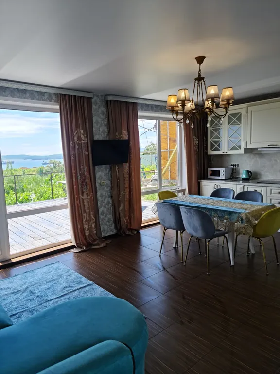 Коттедж Дом Бархатная 2 — аренда посуточно в Владивосток