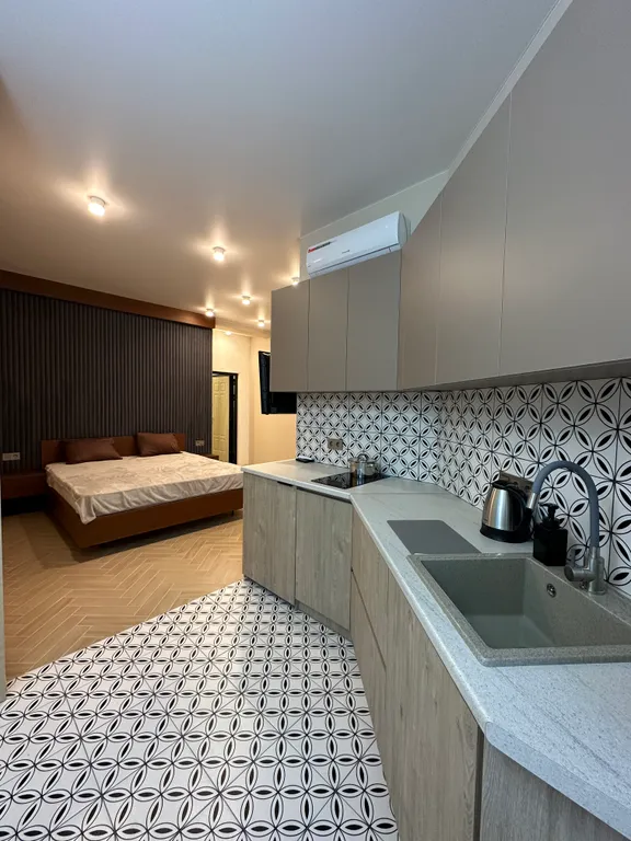 Студия в центре города рядом со стадионом и Мамаевым курганом