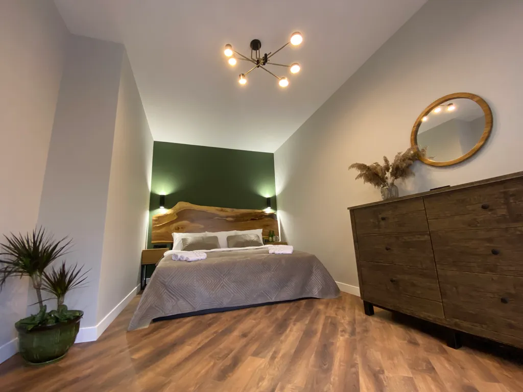 Двухуровневые апартаменты с видом на горы