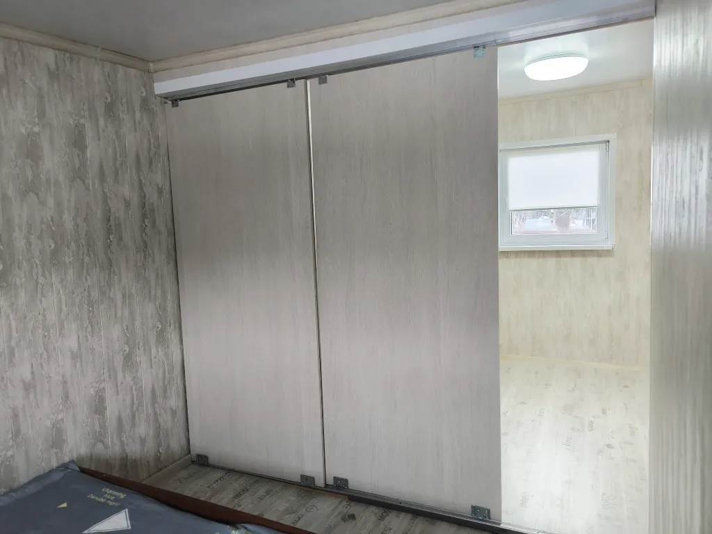 Комфортабельный 2-этажный дом с панорамным остеклением и русской баней