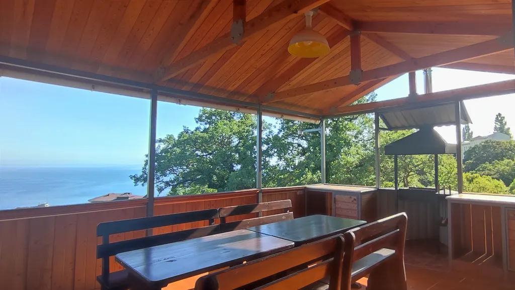 Дом с бассейном Чаир, вид  на море и горы, мангал, беседка, парковка