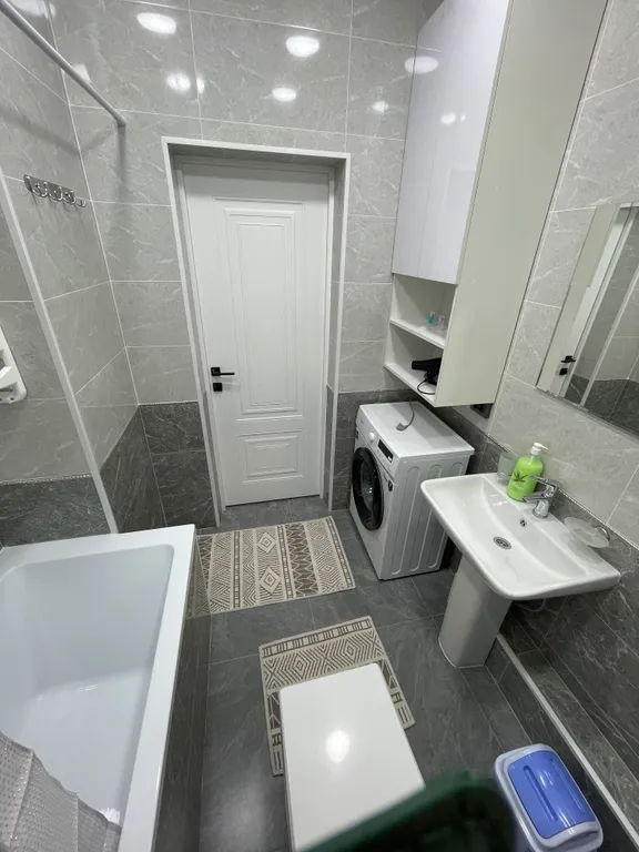 Уютная квартира возле озеро Сайран