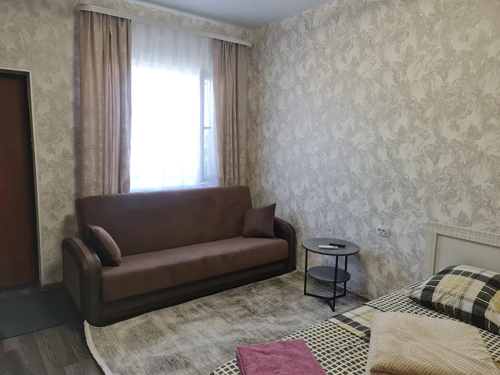 Квартира студия — аренда посуточно в Богучар