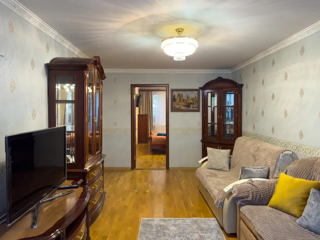 Квартира 3-комнатная Квартира — Москва