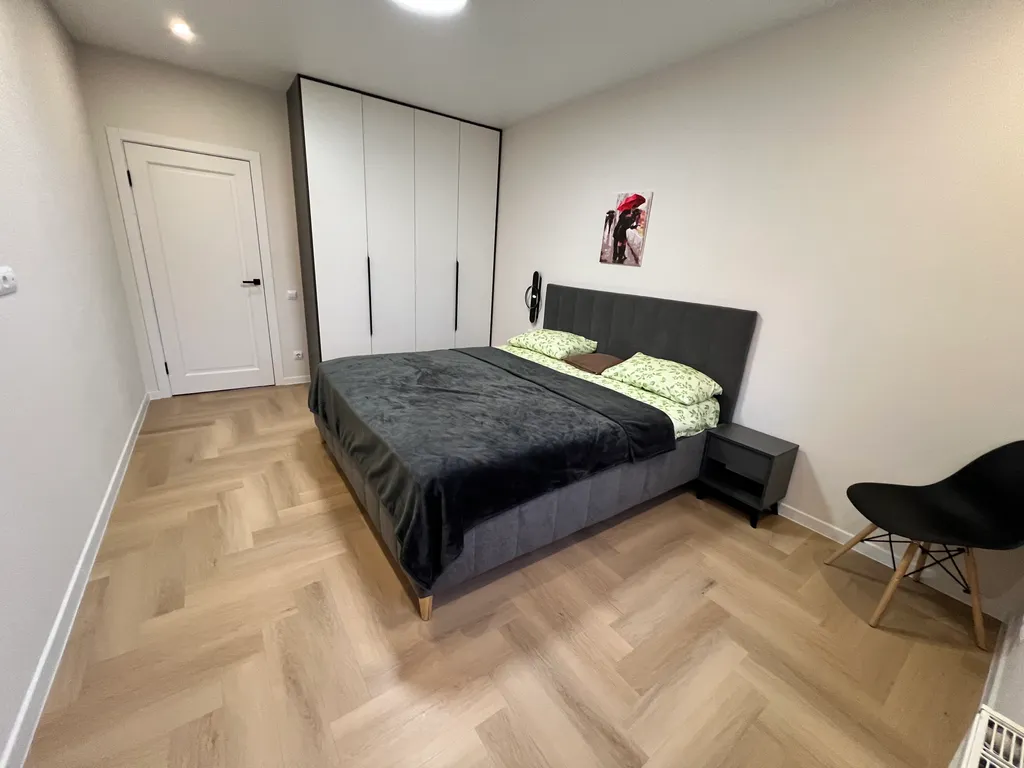 Четырёхкомнатные апартаменты рядом с парком якутова и ледовой ареной