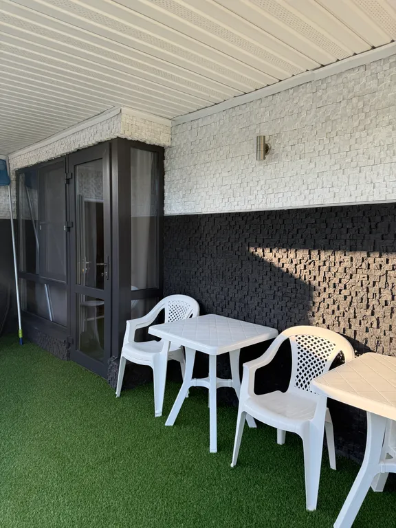 Дом с теплым бассейном