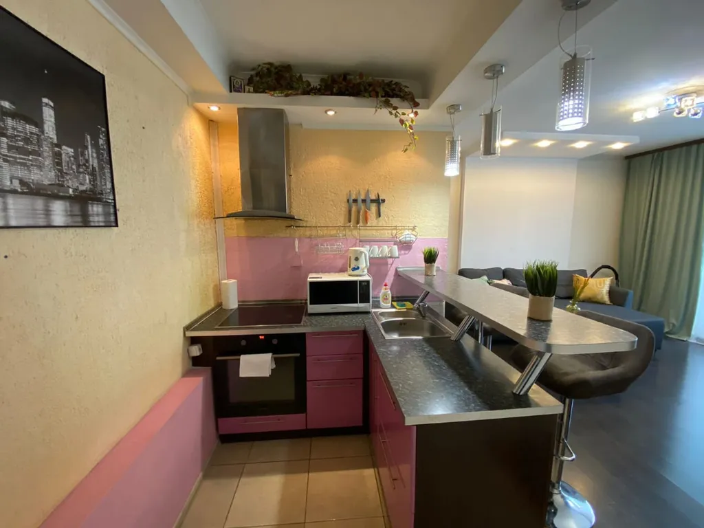 Квартира Квартира 2комн возле ТРЦ "Планета" — Красноярск