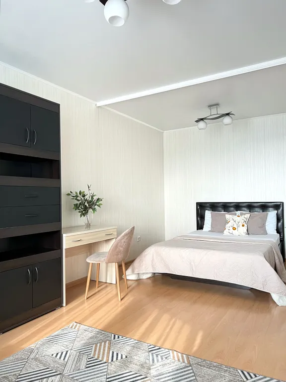 Тихая квартира в новом доме возле ТЦ Круиз