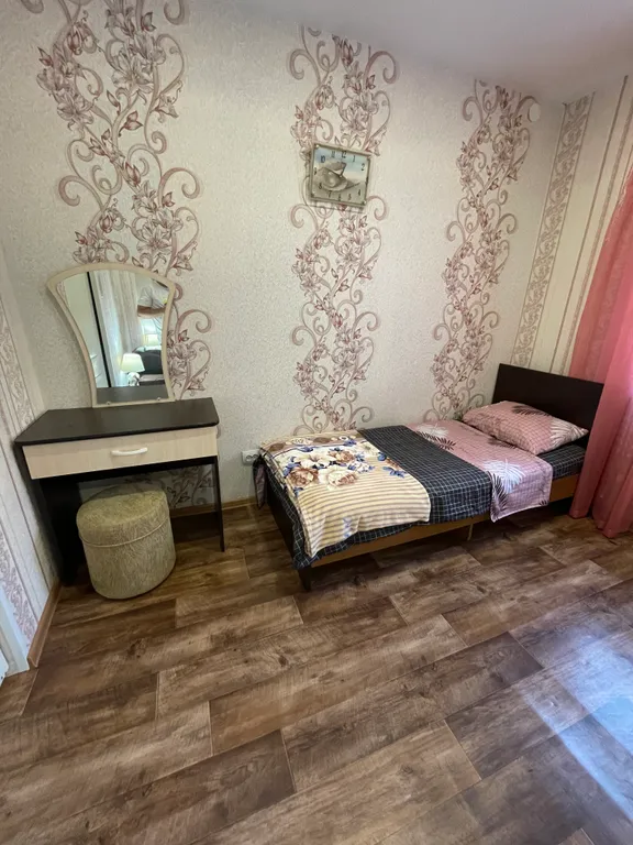 Уютный домик с балконом и террасой