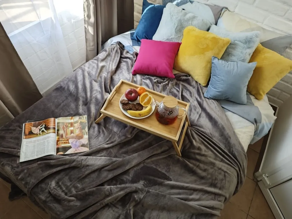 Уютная студия на двоих с кроватью-трансформером